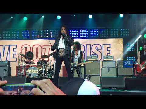 Hollywood Vampires-We Gotta Rise(Live) 6/12/19 @ Jimmy Kimmel Live