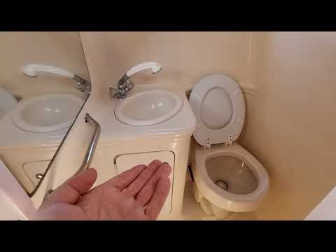 Sea Ray Sundancer 260 / 275 Cabin Walkthrough