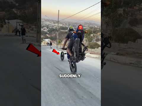 He Lost His Tire…But Didn’t Stop 😳