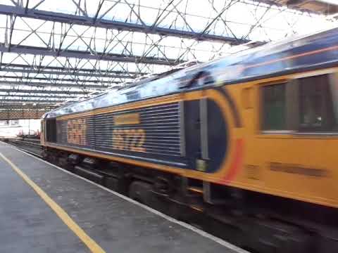 The x2 Class 66 GB Railfreight (GBRf) Short “CONVOY” Nos.66722+66784 was passed through at Carlisle.