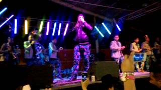 Banda Clave Nueva de Max Peraza "Ya No Vives En Mí" Huiramba, MICH Enero 2015 EN VIVO