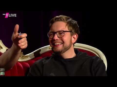 Bratwurst & Baklava LIVE mit Özcan Cosar und Bastian Bielendorfer | 1LIVE Podcastfestival (Reupload)