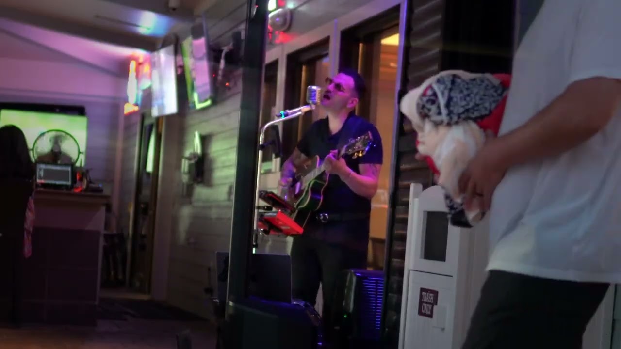 Promotional video thumbnail 1 for GoodMusicOnly - Renan Malato