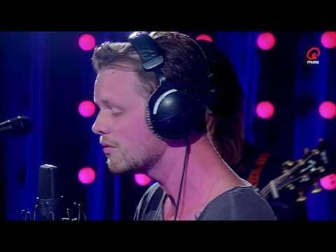 Maarten & Dorothee: Henri PFR - Flames (Live bij Q)
