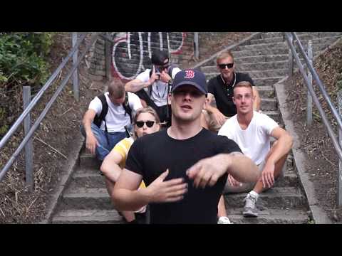 Bjerre ft. AP & T.R.A. - Charmerende