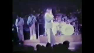 elvis presley -  IT&#39;S MIDNIGHT  - live 1975