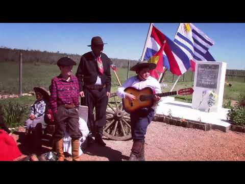 Por el Arroyo Avestruz. Los Coronillas