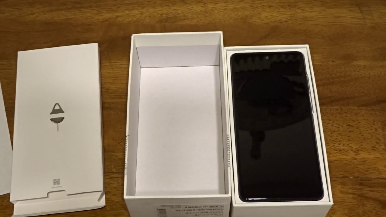 Samsung Galaxy S20 FE Unboxing