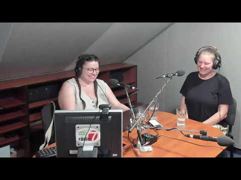 Momentky s Anet a Bety