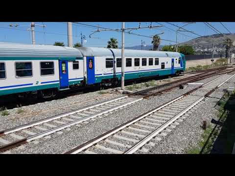 Treno Regionale+Locomotore E464.126 Regionale 3684 Reggio di Calabria Centrale-Cosenza