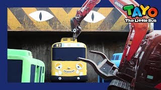 Lani locked up in a junkyard l Tayo in Real Life #1 l Tayo the Little Bus