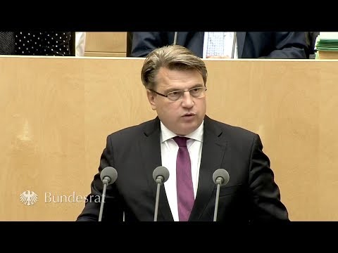 Staatsminister Prof. Dr. Winfried Bausback im Bundesrat am 19. Oktober 2018 - Bayern