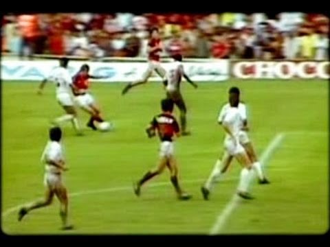 Flamengo 1 x 0 Internacional * Copa União 1987 * Zico deu CANETA na Final