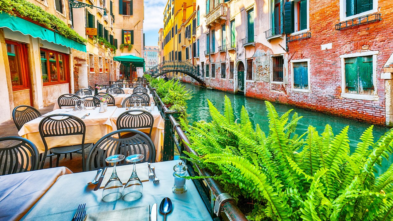 Walking Through Europe in 8K HDR - Venice, Florence & Rome Like You’re Really There - Episode 1