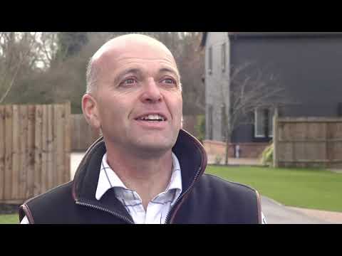 ERNIE GASKIN ON DROOPYS AOIFE