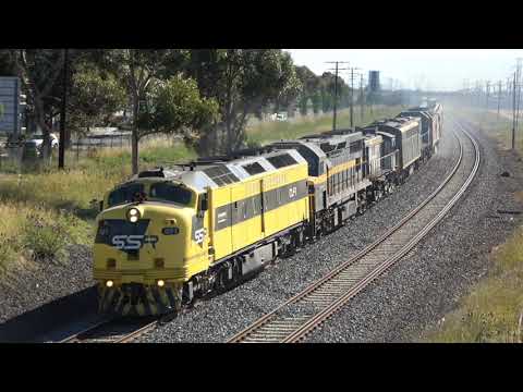 BRILLIANT 6 Locomotive Grain Lashup on Christmas Day.