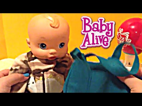 Making Baby Alive Wets n Wiggles Boy Doll a Diaper Bag with the Sew Cool Sewing Machine