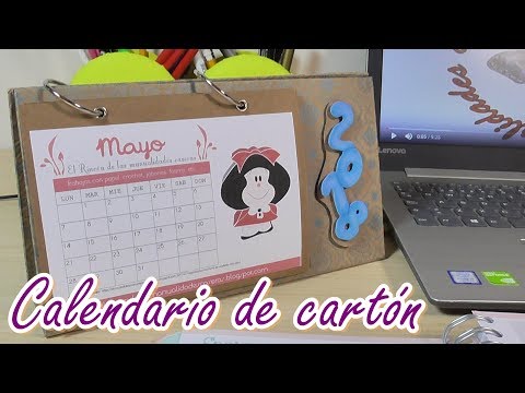 Calendario de mesa hecho con cartón. Almanaque casero DIY