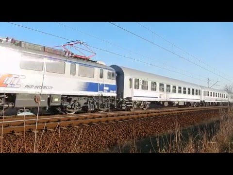 Przemalowana EP08-007 z TLK Podlasiak w str. Kutna. Rp1.