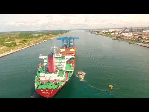 New near-zero-emission Côte d’Ivoire Terminal receives first electric equipment