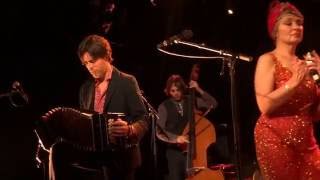 Plaza Francia - Santa Maria / Marcia Baila - EMB Sannois 2015