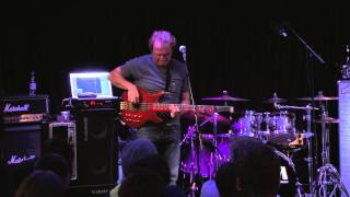Mark King Plays &#39;Hot Water&#39; LIVE - ACM Masterclass
