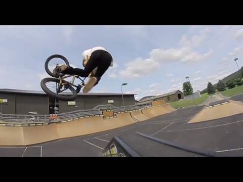 Mongoose Jam 2014 - Peraza & Illingworth on the Legion 100 Complete