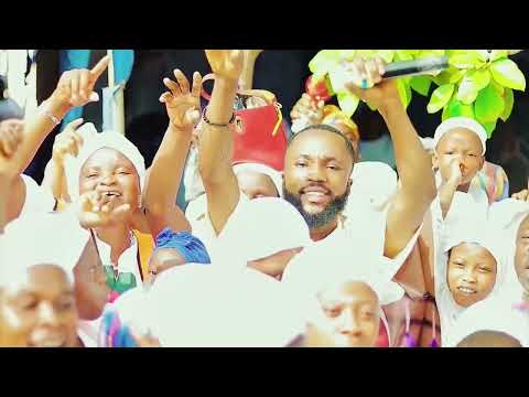 Areaboi ikonz- Y3 Tw3n wo official video