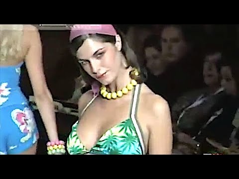 BLUGIRL Spring 2004 Milano - Fashion Channel