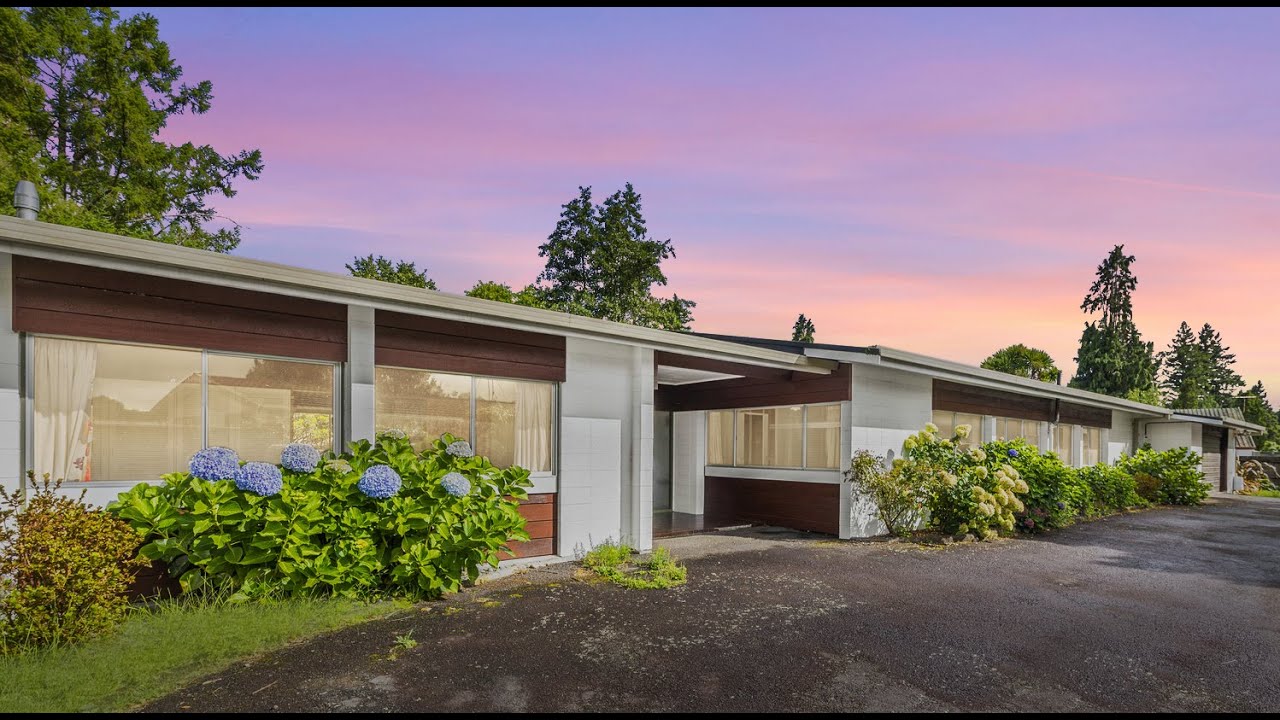 Large Family Home - Great Location