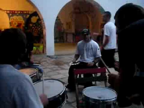 EL TENDEDERO domingo 21/09/08 grupo de batucada dandole caña