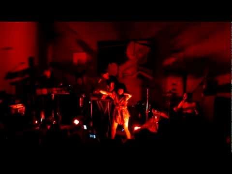 Little Dragon - Live at Shadow Lounge (multicam, stereo)