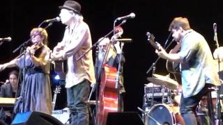 Buddy Miller & the Watkins Family / That's How I Got to Memphis via Cayamo 2016