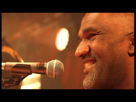 Les Aiglons de Guadeloupe " CUISSE LA " (official video )