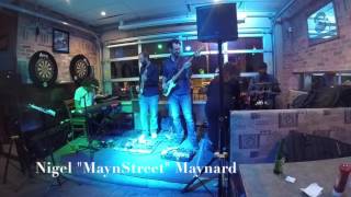 MaynStreet Performing with BERNADETTE CONNORS - 