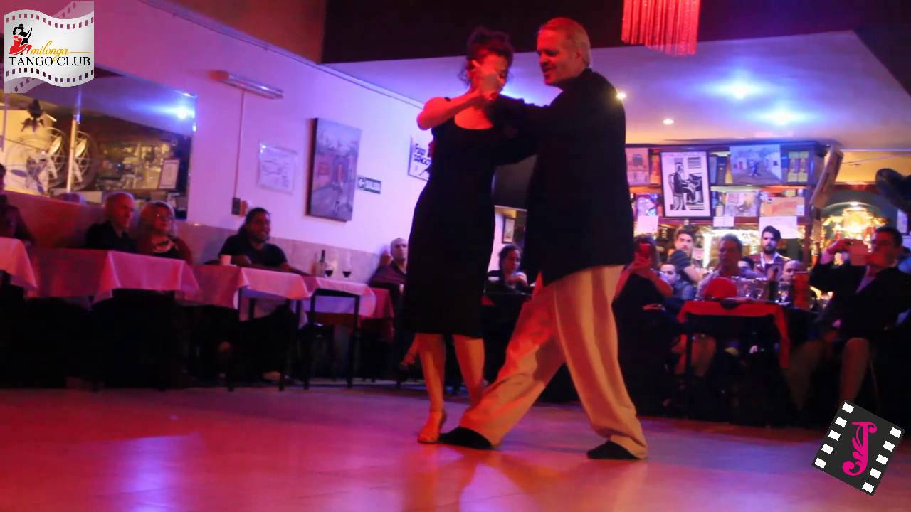 OSCAR CASAS y ANA MIGUEL en el Tango Club (Vals)
