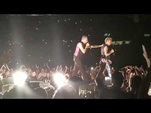 Depeche Mode - Dave sings "Riders on the Storm" (The Doors) 2023 Munich Olympiastadion