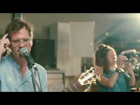 Viper Mad Live Neon Session