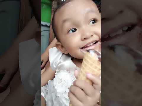 makan icecream #videoshort #hariiniviral #icecream #makanbuahsegar #fyp