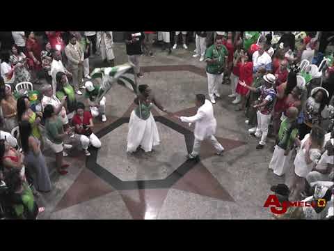 Show do Império da Tijuca na festa de São Jorge