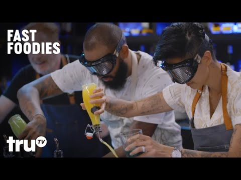Fast Foodies - Chefs Make Cocktails Wearing Beer Goggles With Jesse Tyler Ferguson (Clip) | truTV