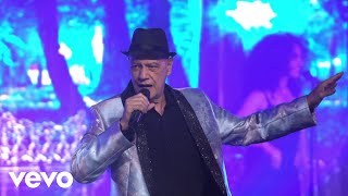 Todo Se Derrumbó Lyrics English Translation