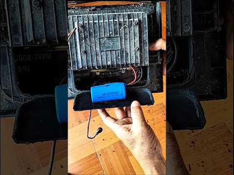 Pin 32700 thấy cho đèn năng lượng mặt trời
