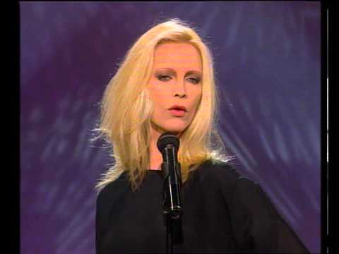 PATTI PRAVO "LA BÁMBOLA"