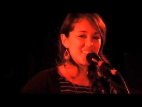 Kina Grannis ~ World In Front Of Me [HQ sound] ~ live at Luxor Köln 2012