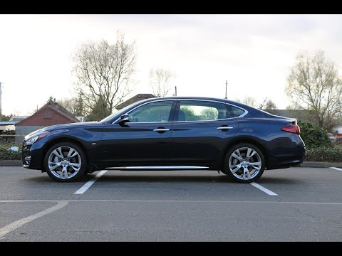 2016 INFINITI Q70L 3.7X is a Long Wheel Base Luxury Sedan built on the Nissan Z Platform!