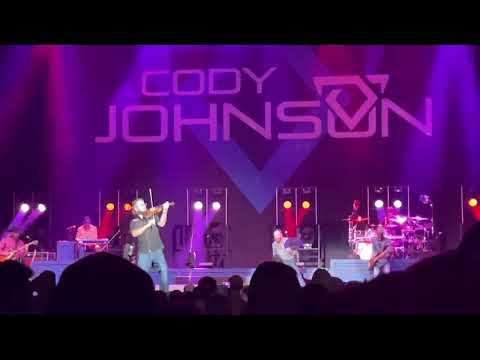 Rockin CJB Band Intros- Cody Johnson
