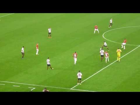 Internacional 2 x 0 Oeste