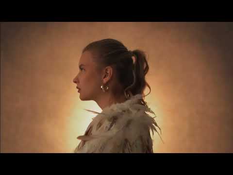 Shape your story with Framatica backdrops