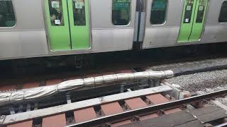 東京駅山手線235系発車